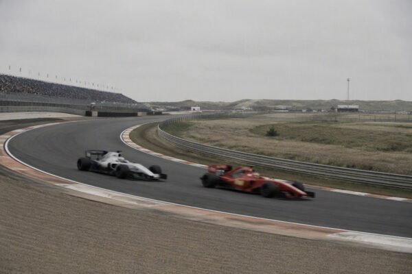 F1 2026: Antonelli in testa a Zandvoort, Ferrari in difficoltà