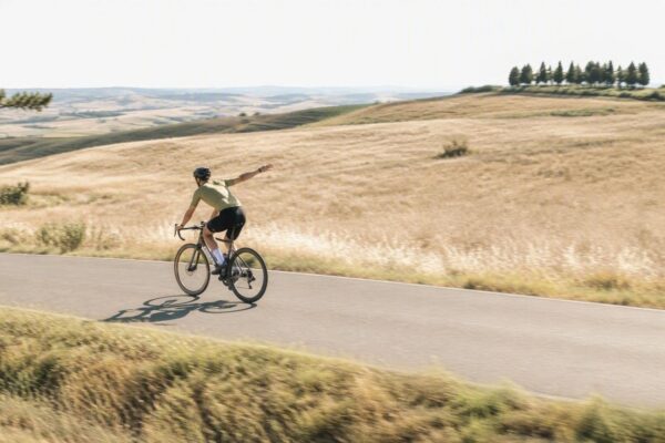 Maglia ciclismo Sherpa Phok: caratteristiche e vantaggi per ogni ciclista