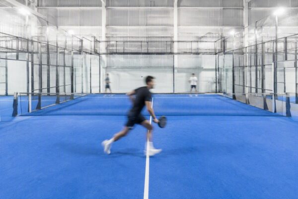 Consigli Pratici per Migliorare le Prestazioni nel Padel
