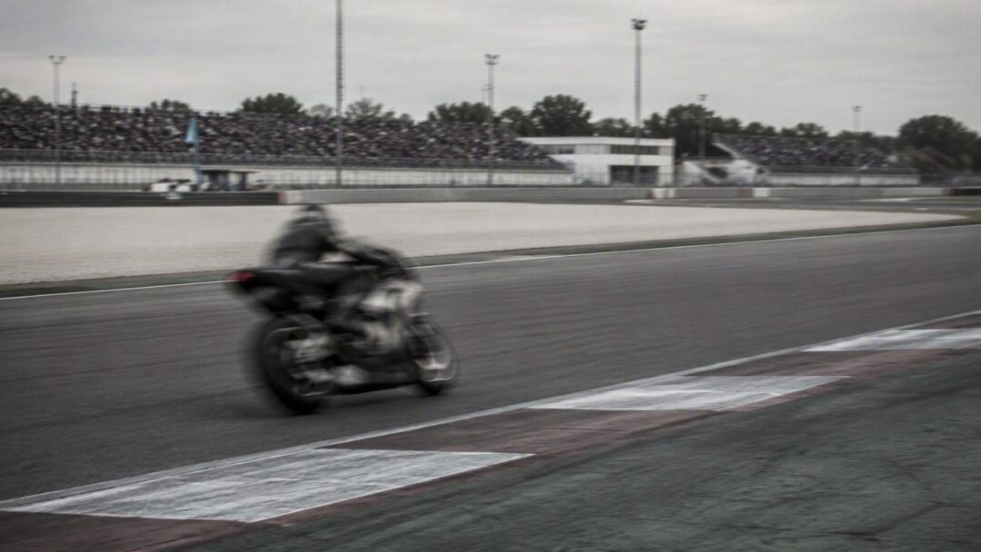 GP San Marino 2026: Marc Marquez vince e balza in testa alla classifica