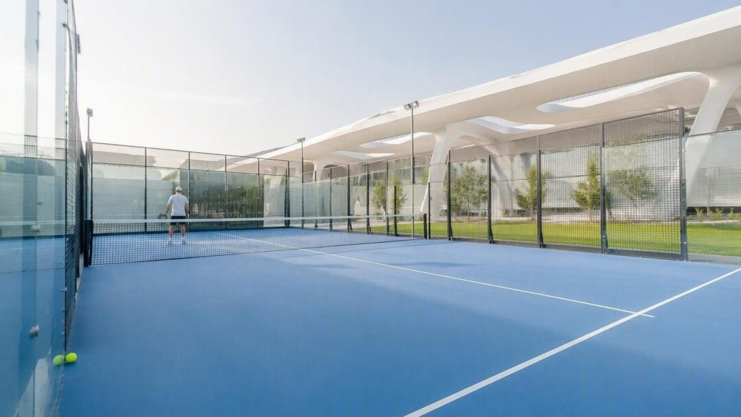 Padel: come affrontare i colpi nell'angolo con tecnica e strategia