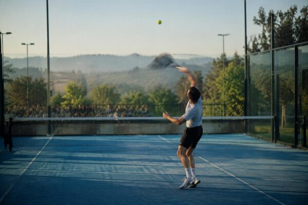 Padel: tecniche avanzate per sfruttare al meglio il globo