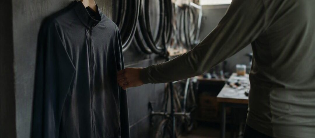 Scopri le maglie termiche da ciclismo per donne: performance e stile