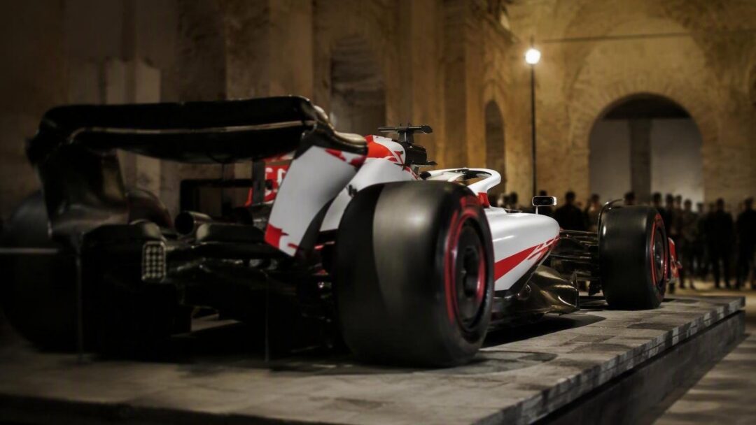 TGR Haas F1 Team a Ferrara: scopri il dietro le quinte della Formula 1