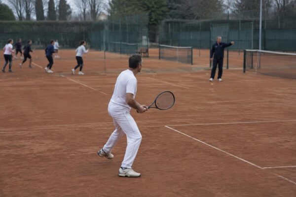 Footwork tennis: split step, recovery e cambi sicuri