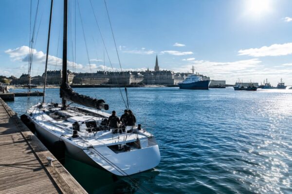 Italia schiera sei velisti nella transatlantica Route du Rhum 2026