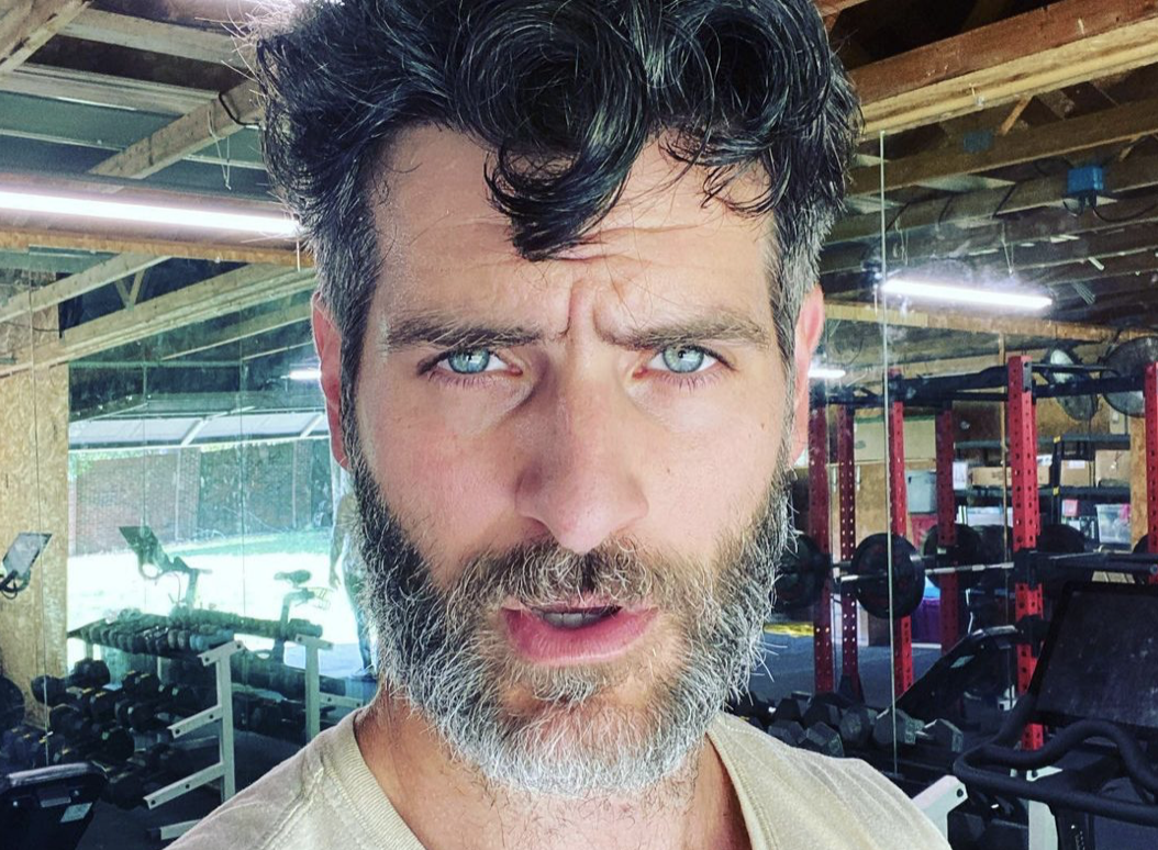Chi è Alan Powell? Instagram, incontri, biografia