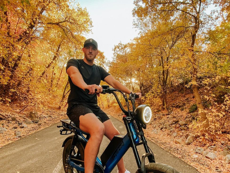 Chi è Carson Mcallister? Instagram, incontri, biografia