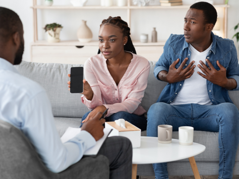 Decidere se confessare o meno l’infedeltà