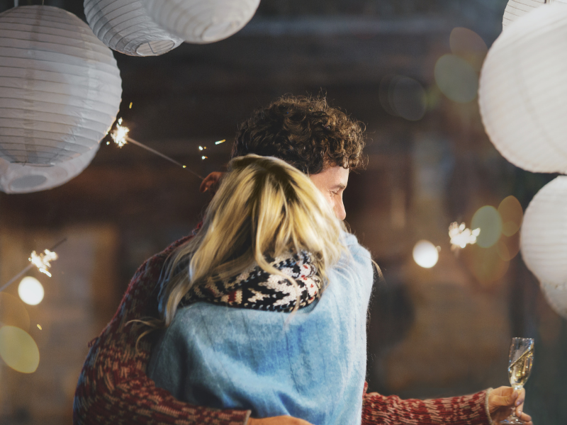 Efficaci rituali di Capodanno per attirare l’amore e trovare un partner