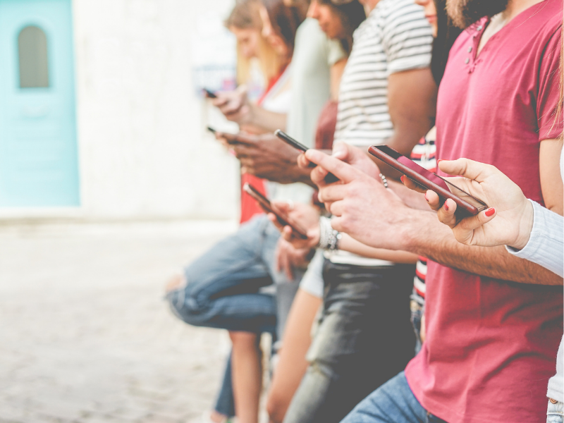Quanto tempo potresti stare senza cellulare? La nomofobia e i suoi sintomi