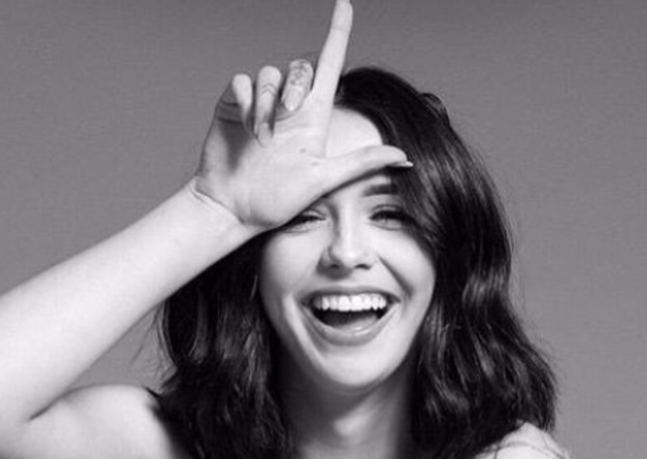 Chi è Acacia Brinley? Instagram, incontri, biografia