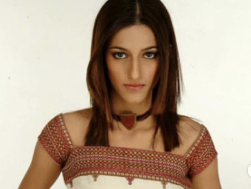 Chi è Shruti Haasan? : biografia, famiglia, incontri, instagram, affari e altro