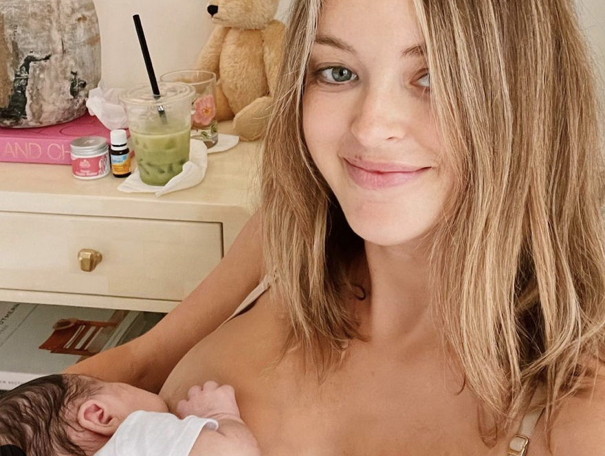 Kaitlyn Carter e il fidanzato Kristopher Brock hanno avuto il loro primo figlio: nome e tutti i dettagli