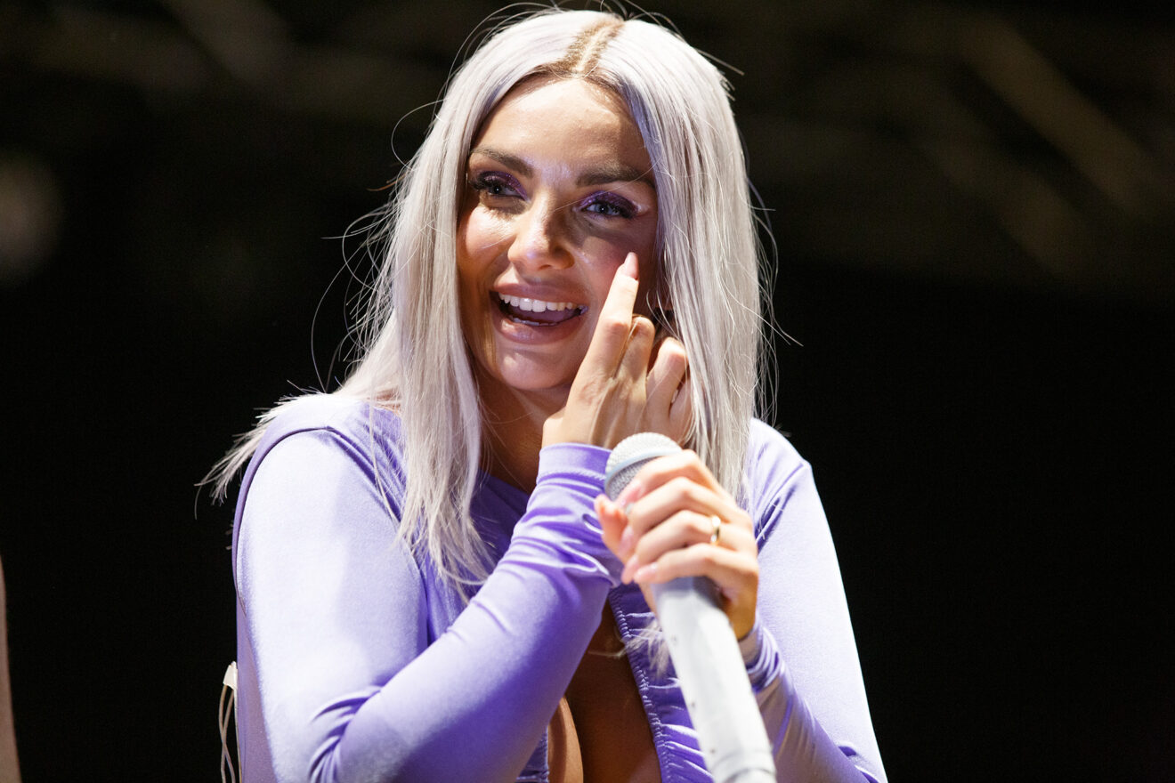 Elettra Lamborghini e la sua routine di bellezza: scopriamo tutti i suoi preziosi consigli per essere splendide.