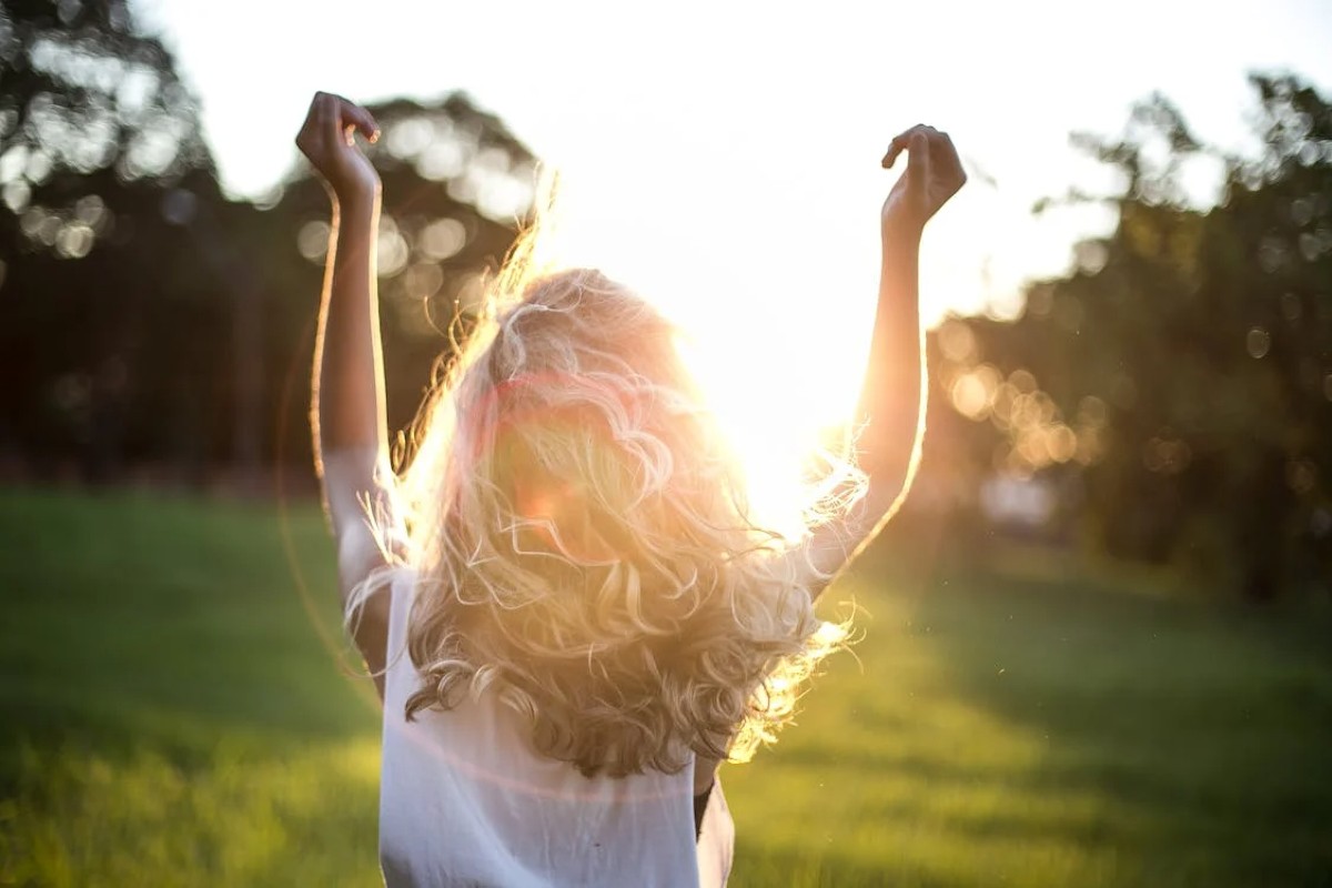 Come salvaguardare i capelli dal sole utilizzando la lozione più efficace.