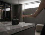 Come abbinare l’it-bag da sera a fisicità e dress code