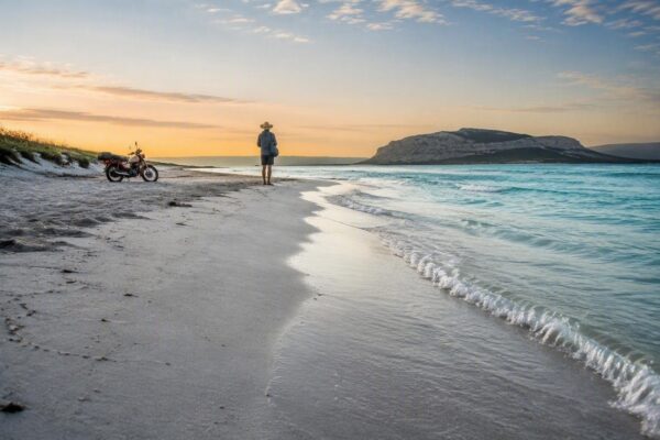 Scopri come visitare La Pelosa, la spiaggia più famosa della Sardegna