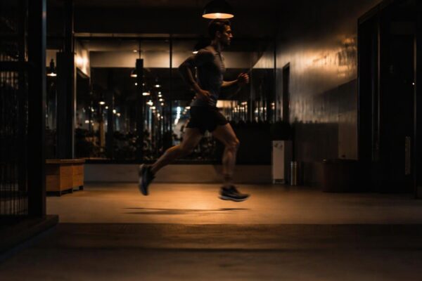 Campagna TV di Anytime Fitness: 10 anni, 80 club e accesso 24/7