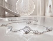 Happy Diamonds di Chopard: la campagna con Bella Hadid e Liu Wen