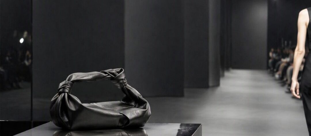 La collezione primavera-estate 2027 di Bottega Veneta svela leggerezza e artigianato