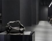 La collezione primavera-estate 2027 di Bottega Veneta svela leggerezza e artigianato