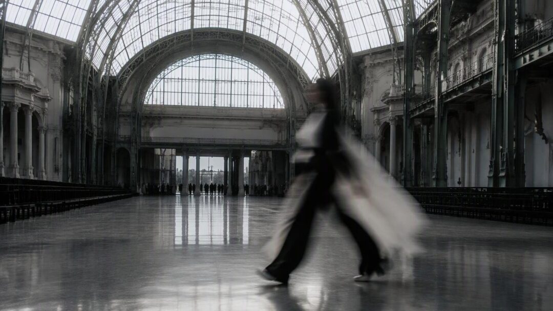 Chanel primavera-estate 2027: il nuovo linguaggio di Matthieu Blazy