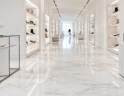Come abbinare i pantaloni larghi: 5 scarpe indispensabili