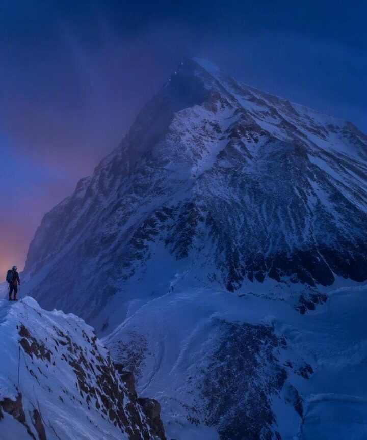 Documental sobre la escalada invernal al K2 llega a Apple TV