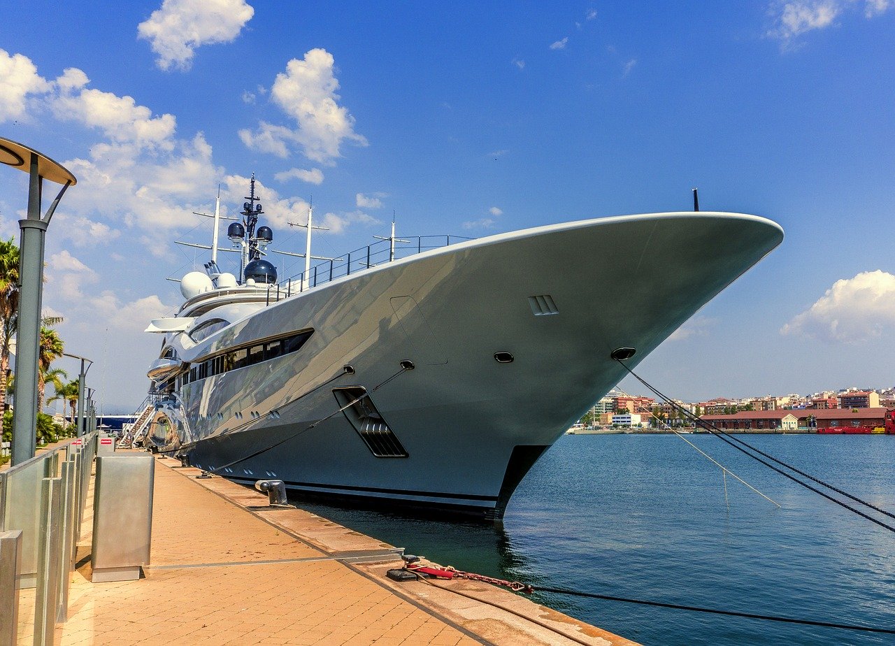 Maritimo 73