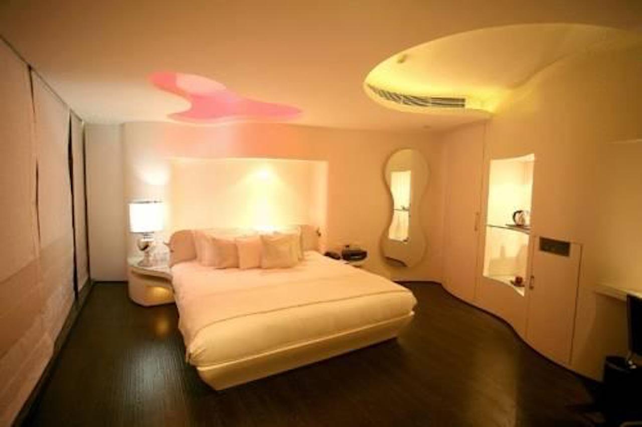 chrome hotel