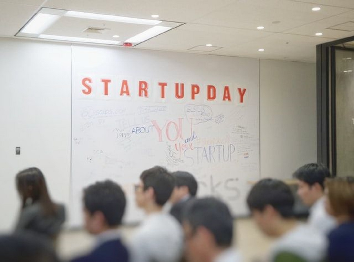 startup day