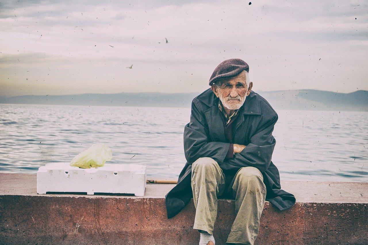 ia solitudine persone anziane