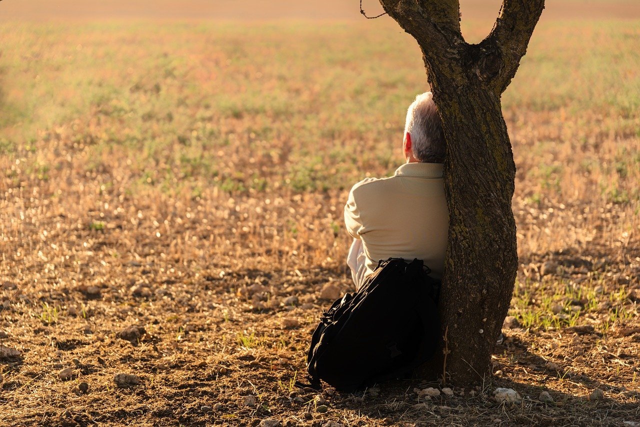 ia solitudine persone anziane