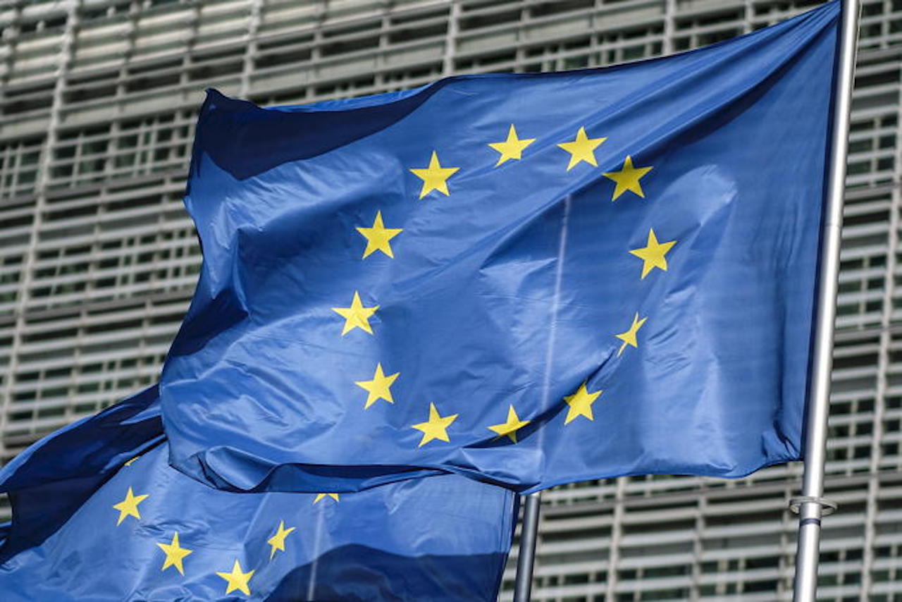 big tech norme europee