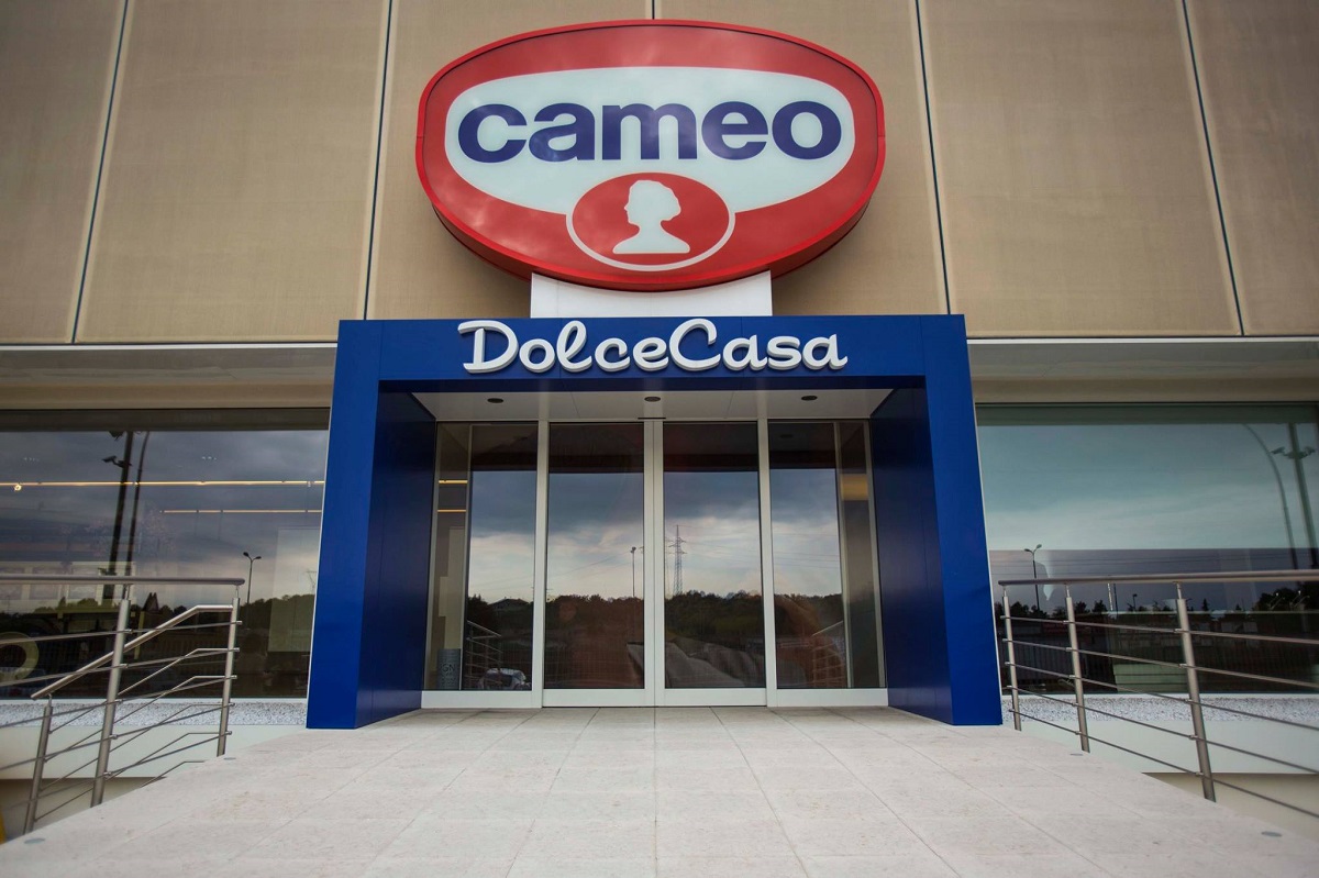cameo