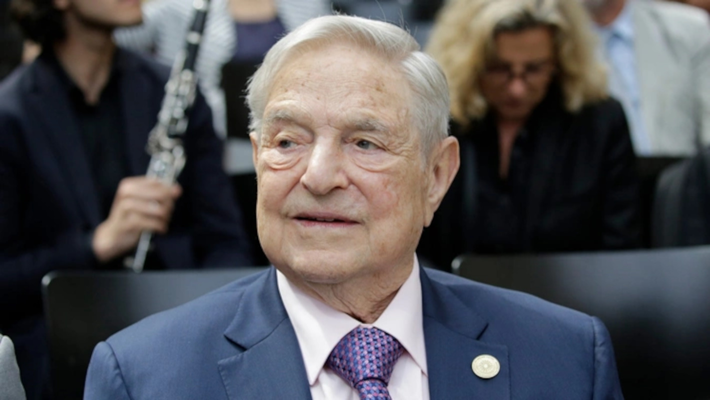 Bitcoin, valore sale del 10% grazie al miliardario George Soros