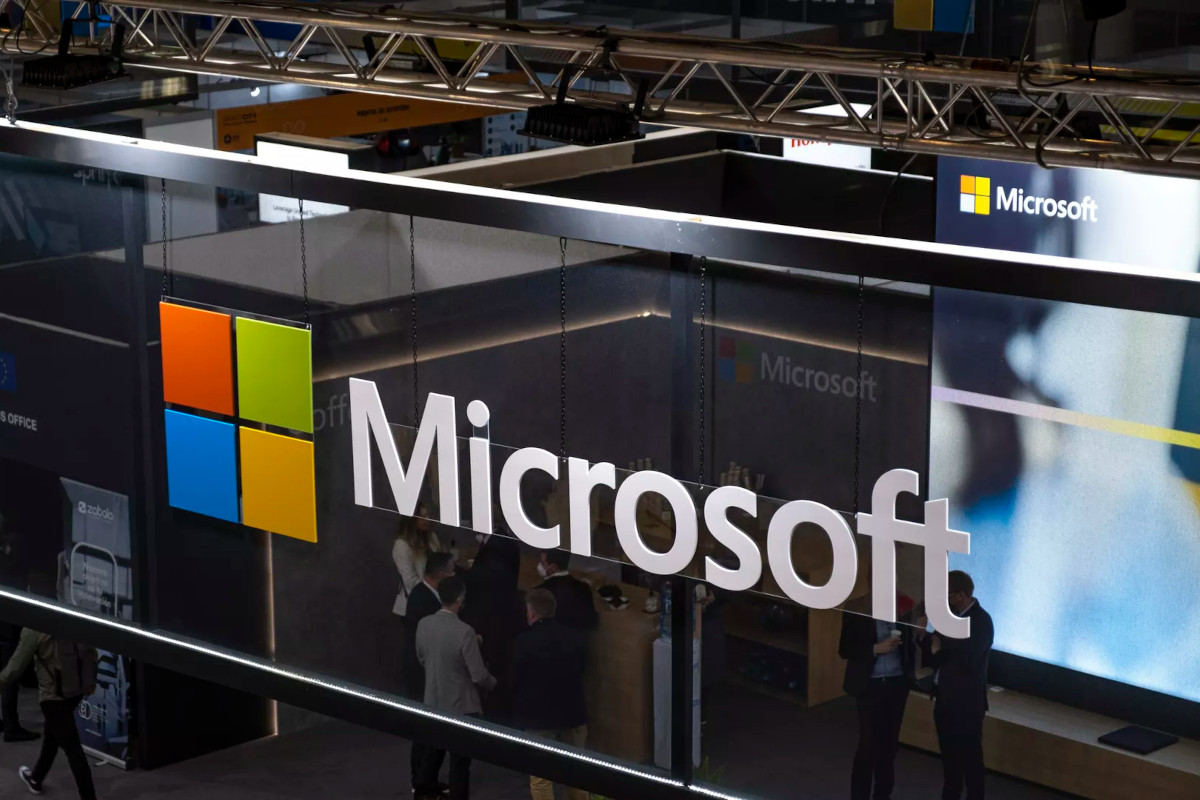 Microsoft, hacker con sede in Cina organizzano attacchi informatici a organizzazioni USA: sequestrati 42 siti