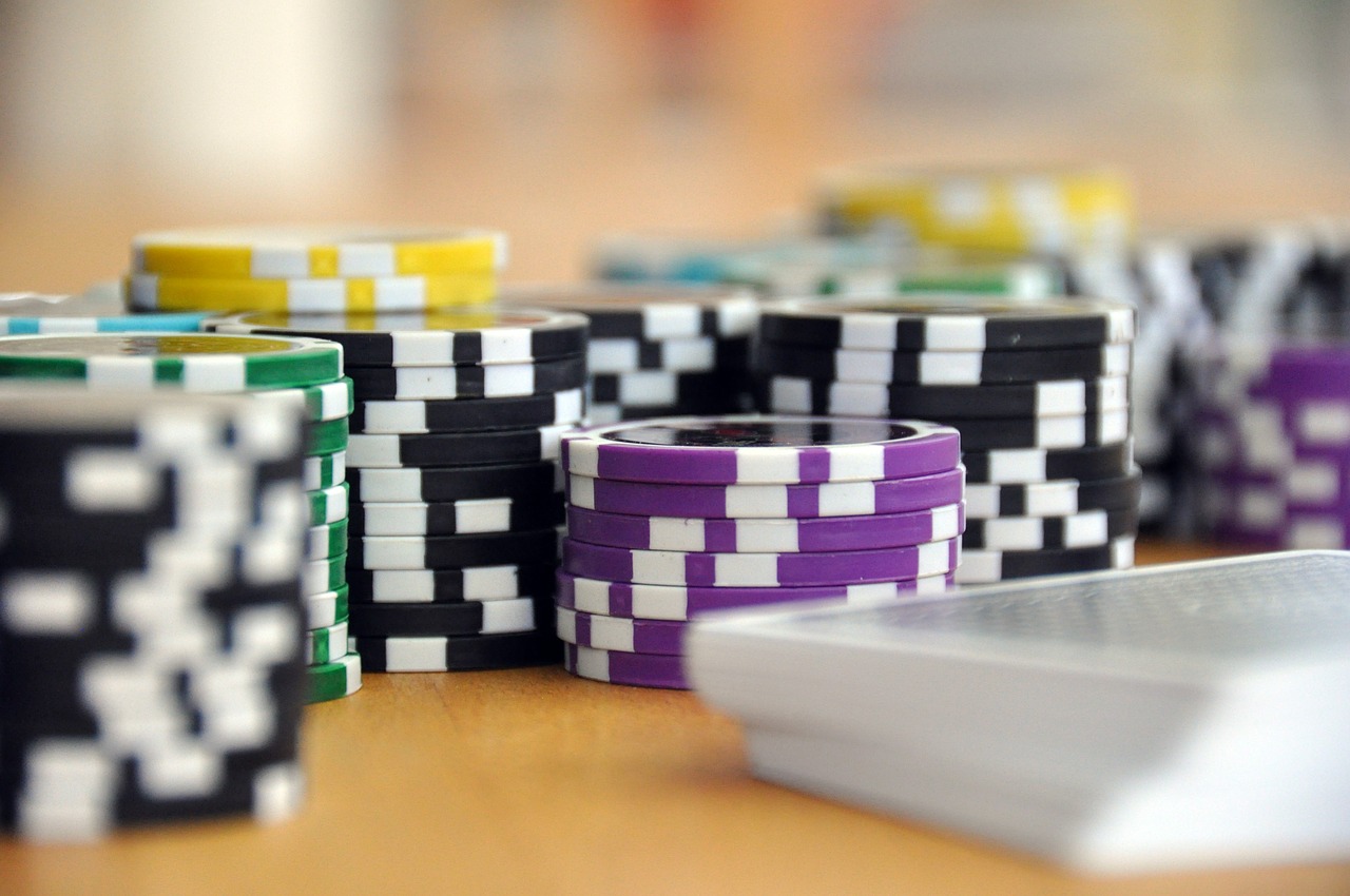 Le Regole del poker a 5 carte: punteggi e apertura