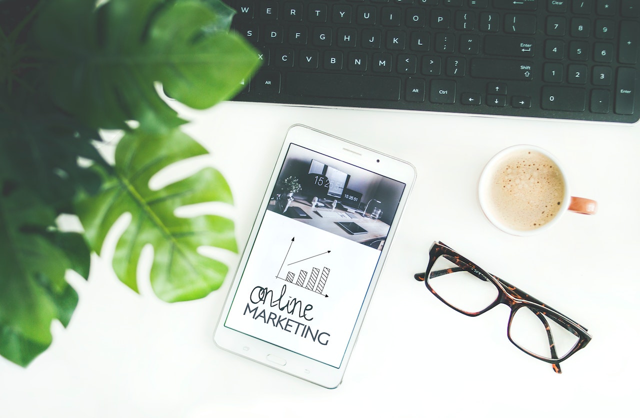 Scegliere la giusta agenzia di Social Media Marketing per la giusta strategia di branding digitale