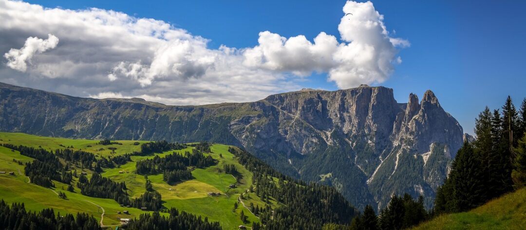 Alpe di Siusi in estate: trekking, eventi e attività in quota