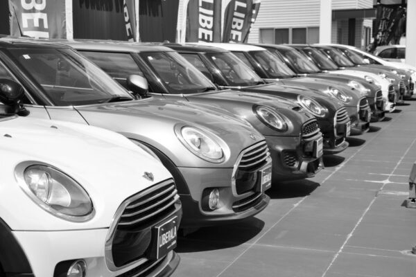Gli anni di garanzia che deve dare il concessionario sulle auto usate