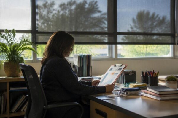 Prevenzione pandemica: guida pratica per scuole, PMI e comuni