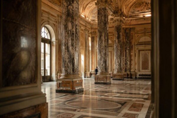 Strategia per la crescita manifatturiera del Sud: il caso Napoli