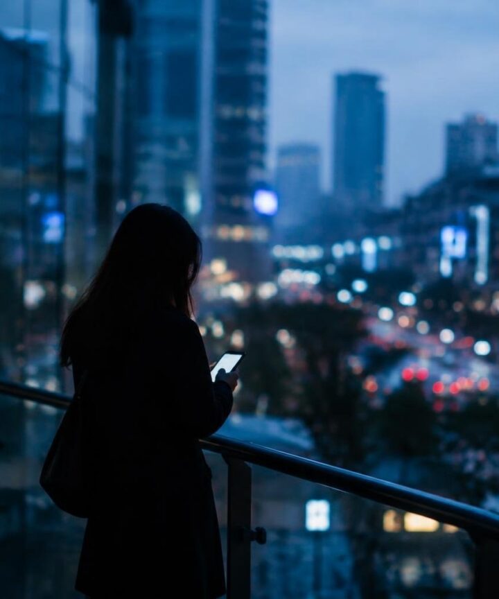 Smartphone dual SIM 2026: prezzi, specifiche e offerte di Motorola, Vivo e Samsung