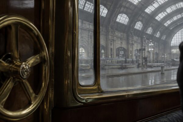 Spot Fs: treni storici e viaggio nel tempo