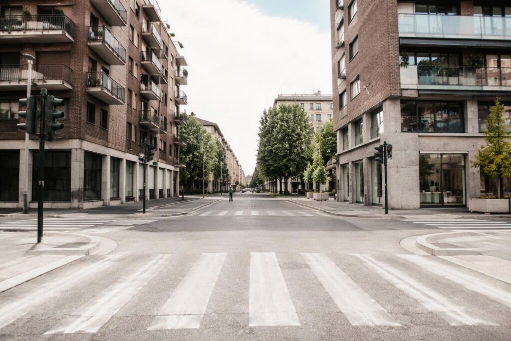 Grave incidente a Torino: 18enne ferito in caduta dal monopattino