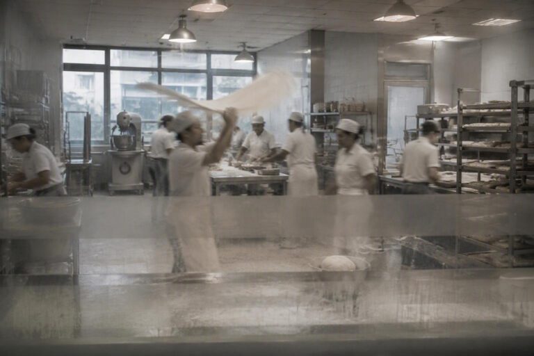 Offerta lavoro per pasticcere a Valsusa: requisiti e contratto
