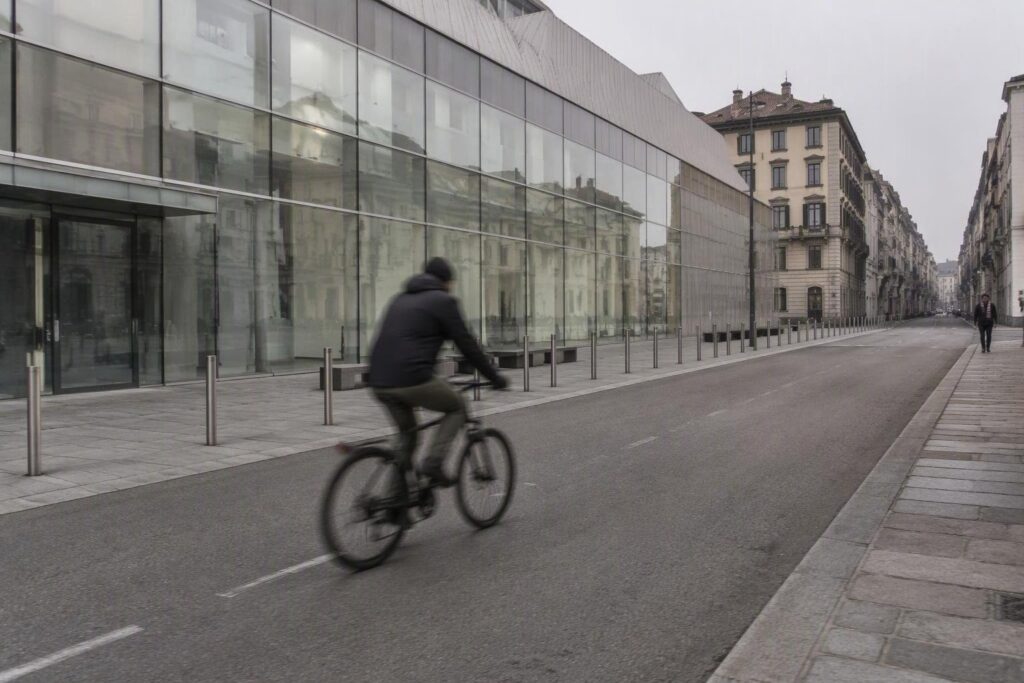 Torino con E&U e manifesto profumato; Bergamo con il Consiglio dell’arte