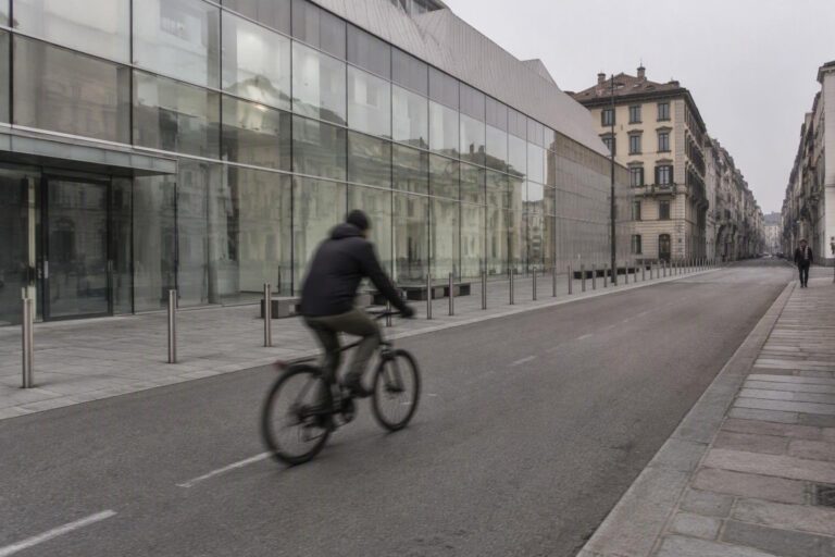 Torino con E&U e manifesto profumato; Bergamo con il Consiglio dell’arte